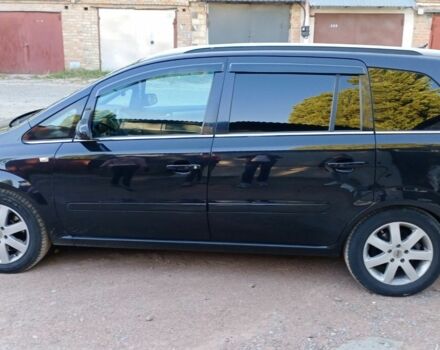 Черный Опель Зафира, объемом двигателя 1.9 л и пробегом 351 тыс. км за 4500 $, фото 13 на Automoto.ua