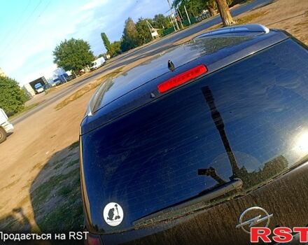 Черный Опель Зафира, объемом двигателя 1.6 л и пробегом 20 тыс. км за 5000 $, фото 1 на Automoto.ua