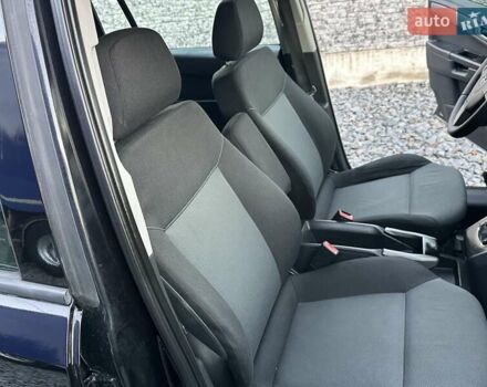 Черный Опель Зафира, объемом двигателя 1.8 л и пробегом 242 тыс. км за 5350 $, фото 73 на Automoto.ua