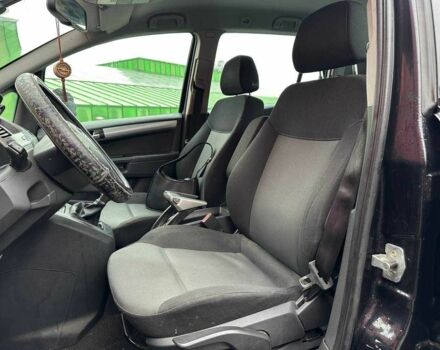 Чорний Опель Зафіра, об'ємом двигуна 0 л та пробігом 284 тис. км за 5190 $, фото 8 на Automoto.ua