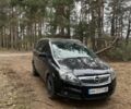 Черный Опель Зафира, объемом двигателя 1.9 л и пробегом 440 тыс. км за 2350 $, фото 1 на Automoto.ua