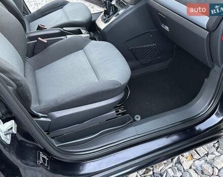 Черный Опель Зафира, объемом двигателя 1.8 л и пробегом 242 тыс. км за 5350 $, фото 71 на Automoto.ua