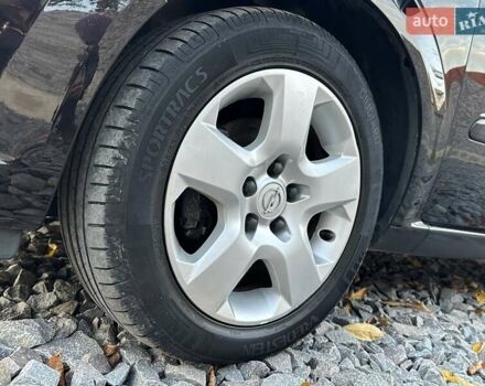 Черный Опель Зафира, объемом двигателя 1.8 л и пробегом 242 тыс. км за 5350 $, фото 12 на Automoto.ua