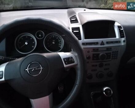 Черный Опель Зафира, объемом двигателя 1.91 л и пробегом 201 тыс. км за 7200 $, фото 27 на Automoto.ua