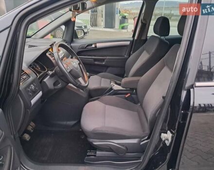 Черный Опель Зафира, объемом двигателя 1.8 л и пробегом 275 тыс. км за 5450 $, фото 57 на Automoto.ua