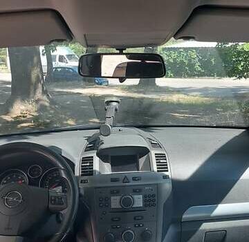 Черный Опель Зафира, объемом двигателя 1.8 л и пробегом 280 тыс. км за 5060 $, фото 8 на Automoto.ua