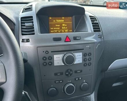 Черный Опель Зафира, объемом двигателя 1.8 л и пробегом 242 тыс. км за 5350 $, фото 43 на Automoto.ua