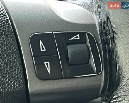 Черный Опель Зафира, объемом двигателя 1.91 л и пробегом 374 тыс. км за 4999 $, фото 11 на Automoto.ua