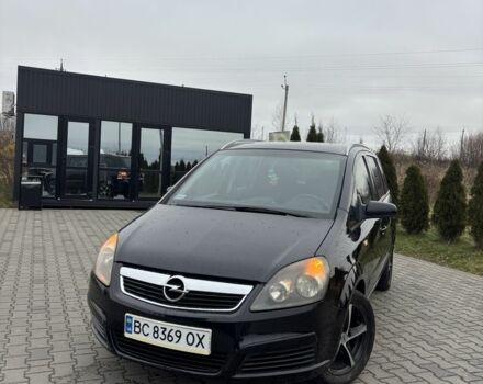 Черный Опель Зафира, объемом двигателя 1.9 л и пробегом 363 тыс. км за 6200 $, фото 2 на Automoto.ua
