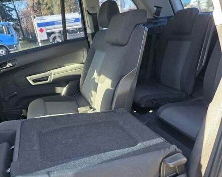 Черный Опель Зафира, объемом двигателя 1.9 л и пробегом 215 тыс. км за 6000 $, фото 14 на Automoto.ua