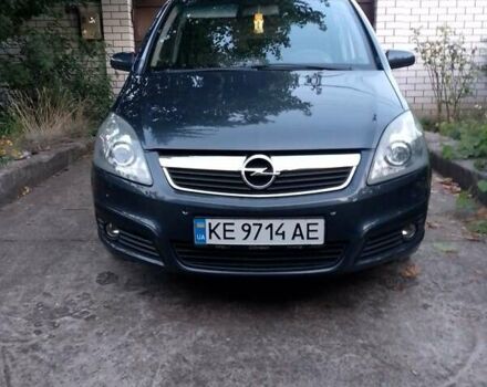 Черный Опель Зафира, объемом двигателя 1.91 л и пробегом 201 тыс. км за 7200 $, фото 11 на Automoto.ua