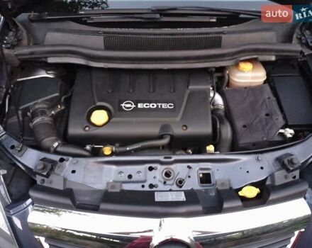 Черный Опель Зафира, объемом двигателя 1.91 л и пробегом 201 тыс. км за 7200 $, фото 22 на Automoto.ua