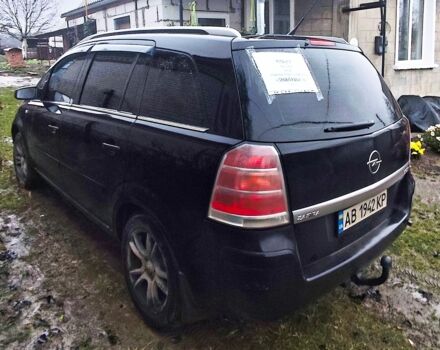 Черный Опель Зафира, объемом двигателя 1.9 л и пробегом 380 тыс. км за 5950 $, фото 5 на Automoto.ua