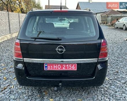 Черный Опель Зафира, объемом двигателя 1.8 л и пробегом 242 тыс. км за 5350 $, фото 3 на Automoto.ua