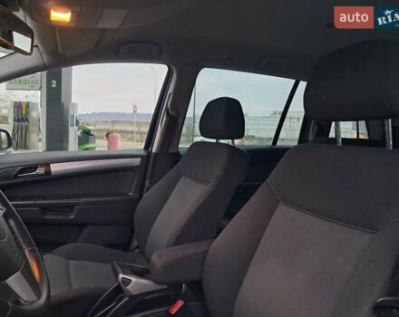 Черный Опель Зафира, объемом двигателя 1.8 л и пробегом 275 тыс. км за 5450 $, фото 59 на Automoto.ua