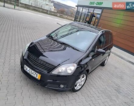 Черный Опель Зафира, объемом двигателя 1.8 л и пробегом 275 тыс. км за 5450 $, фото 4 на Automoto.ua