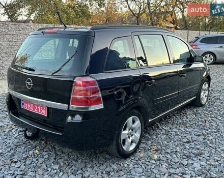 Черный Опель Зафира, объемом двигателя 1.8 л и пробегом 242 тыс. км за 5350 $, фото 2 на Automoto.ua