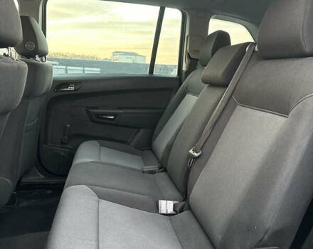 Черный Опель Зафира, объемом двигателя 1.6 л и пробегом 194 тыс. км за 5300 $, фото 95 на Automoto.ua