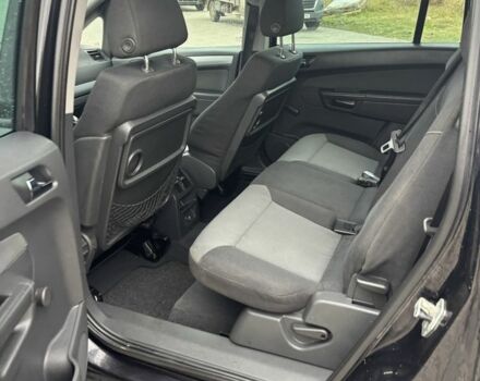 Черный Опель Зафира, объемом двигателя 1.9 л и пробегом 363 тыс. км за 6200 $, фото 5 на Automoto.ua