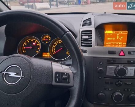 Черный Опель Зафира, объемом двигателя 1.8 л и пробегом 275 тыс. км за 5450 $, фото 64 на Automoto.ua
