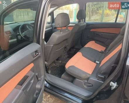 Черный Опель Зафира, объемом двигателя 1.91 л и пробегом 311 тыс. км за 5550 $, фото 5 на Automoto.ua