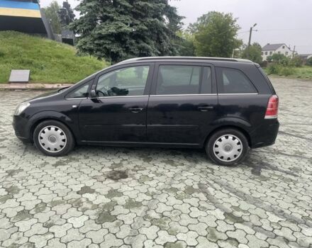 Черный Опель Зафира, объемом двигателя 1.9 л и пробегом 320 тыс. км за 2696 $, фото 7 на Automoto.ua