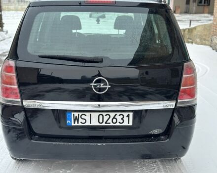Черный Опель Зафира, объемом двигателя 1.9 л и пробегом 300 тыс. км за 2300 $, фото 4 на Automoto.ua