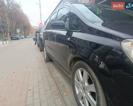 Черный Опель Зафира, объемом двигателя 1.91 л и пробегом 311 тыс. км за 5550 $, фото 6 на Automoto.ua