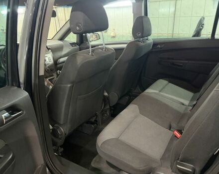 Черный Опель Зафира, объемом двигателя 2 л и пробегом 100 тыс. км за 2950 $, фото 9 на Automoto.ua