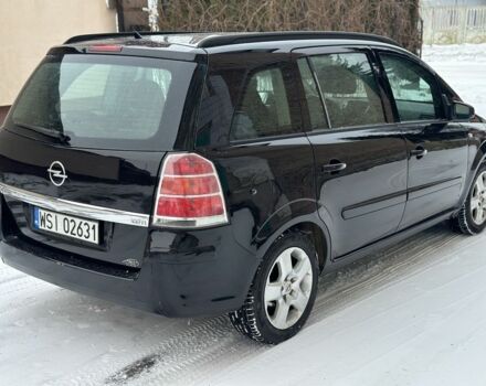 Черный Опель Зафира, объемом двигателя 1.9 л и пробегом 300 тыс. км за 2300 $, фото 5 на Automoto.ua