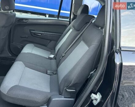 Черный Опель Зафира, объемом двигателя 1.8 л и пробегом 242 тыс. км за 5350 $, фото 57 на Automoto.ua