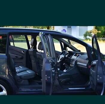 Черный Опель Зафира, объемом двигателя 1.91 л и пробегом 201 тыс. км за 7200 $, фото 16 на Automoto.ua