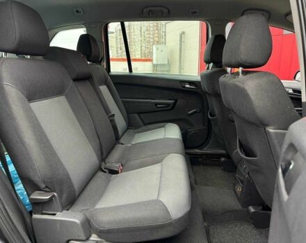 Чорний Опель Зафіра, об'ємом двигуна 0 л та пробігом 284 тис. км за 5190 $, фото 10 на Automoto.ua