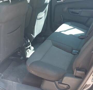 Черный Опель Зафира, объемом двигателя 1.8 л и пробегом 280 тыс. км за 5060 $, фото 7 на Automoto.ua