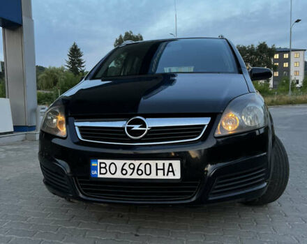 Черный Опель Зафира, объемом двигателя 1.91 л и пробегом 288 тыс. км за 5900 $, фото 1 на Automoto.ua