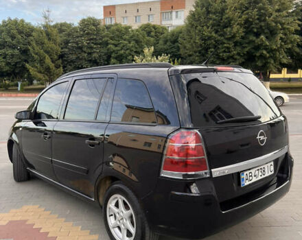 Черный Опель Зафира, объемом двигателя 1.6 л и пробегом 321 тыс. км за 5500 $, фото 5 на Automoto.ua