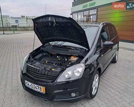 Черный Опель Зафира, объемом двигателя 1.8 л и пробегом 275 тыс. км за 5450 $, фото 70 на Automoto.ua
