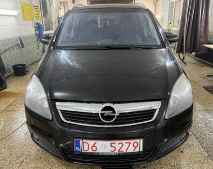 Черный Опель Зафира, объемом двигателя 2 л и пробегом 100 тыс. км за 2950 $, фото 7 на Automoto.ua