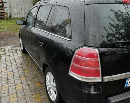 Черный Опель Зафира, объемом двигателя 1.6 л и пробегом 217 тыс. км за 6100 $, фото 6 на Automoto.ua