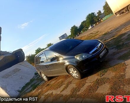 Черный Опель Зафира, объемом двигателя 1.6 л и пробегом 20 тыс. км за 5000 $, фото 3 на Automoto.ua