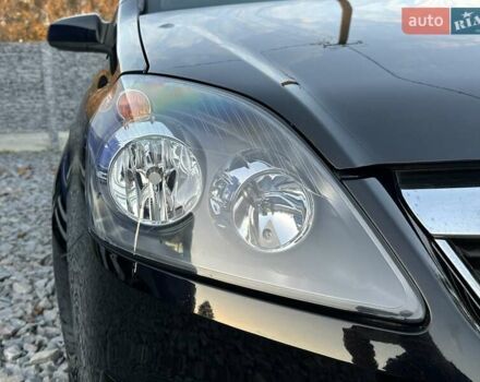 Черный Опель Зафира, объемом двигателя 1.8 л и пробегом 242 тыс. км за 5350 $, фото 7 на Automoto.ua