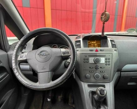 Чорний Опель Зафіра, об'ємом двигуна 0 л та пробігом 284 тис. км за 5190 $, фото 12 на Automoto.ua