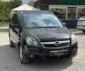 Черный Опель Зафира, объемом двигателя 1.6 л и пробегом 227 тыс. км за 5961 $, фото 1 на Automoto.ua