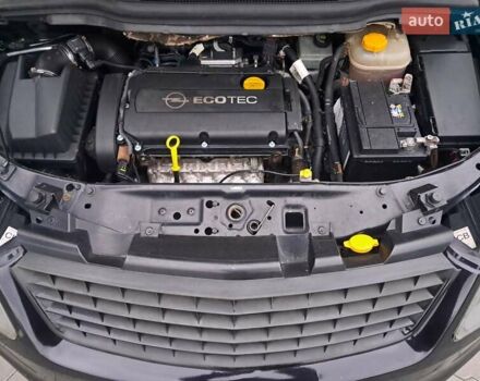 Черный Опель Зафира, объемом двигателя 1.8 л и пробегом 275 тыс. км за 5450 $, фото 73 на Automoto.ua