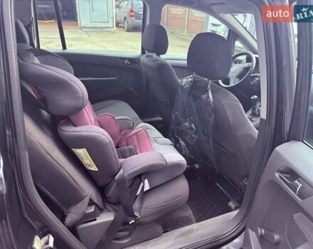 Опель Зафира 2006 в Чернигове на Automoto.ua Черный Опель Зафира, объемом двигателя 1.6 л и пробегом 276 тыс. км за 5300 $, фото 5 на Automoto.ua