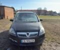 Черный Опель Зафира, объемом двигателя 1.6 л и пробегом 140 тыс. км за 2000 $, фото 1 на Automoto.ua