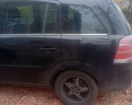 Черный Опель Зафира, объемом двигателя 1.9 л и пробегом 3 тыс. км за 2650 $, фото 4 на Automoto.ua