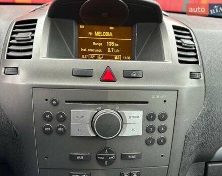 Черный Опель Зафира, объемом двигателя 1.91 л и пробегом 284 тыс. км за 5190 $, фото 17 на Automoto.ua