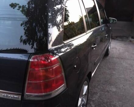 Черный Опель Зафира, объемом двигателя 1.91 л и пробегом 201 тыс. км за 7200 $, фото 3 на Automoto.ua