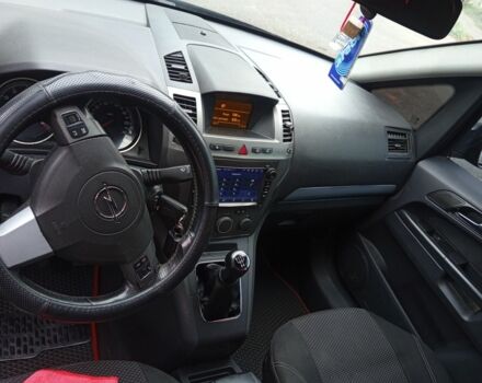 Черный Опель Зафира, объемом двигателя 1.8 л и пробегом 230 тыс. км за 4600 $, фото 3 на Automoto.ua